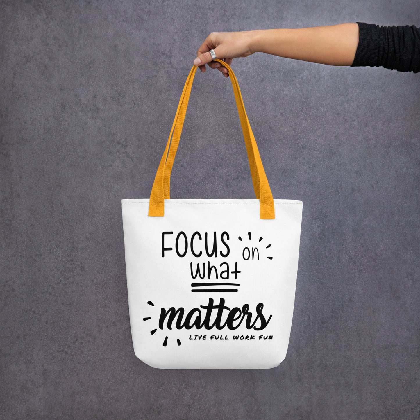 Focus on What Matters Tote bag